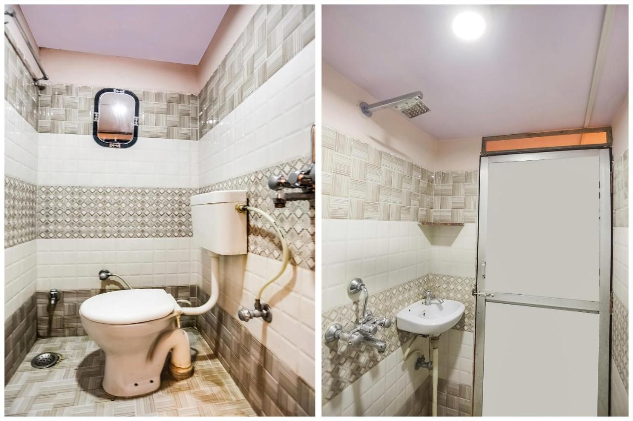 Spot On 45585 Hotel Aakash Ganga 바라나시 외부 사진